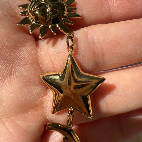 Zara adjustable Gold Sun and Moon Charm Bracelet - Picture 4 of 11